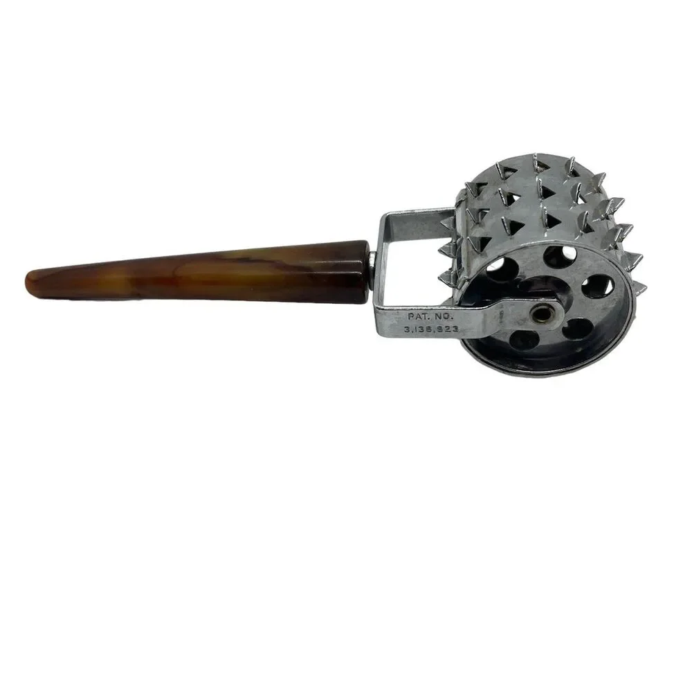 Dough Hole Roller Meat Tenderizer Butterscotch Bakelite Handle VTG Pat 3138823